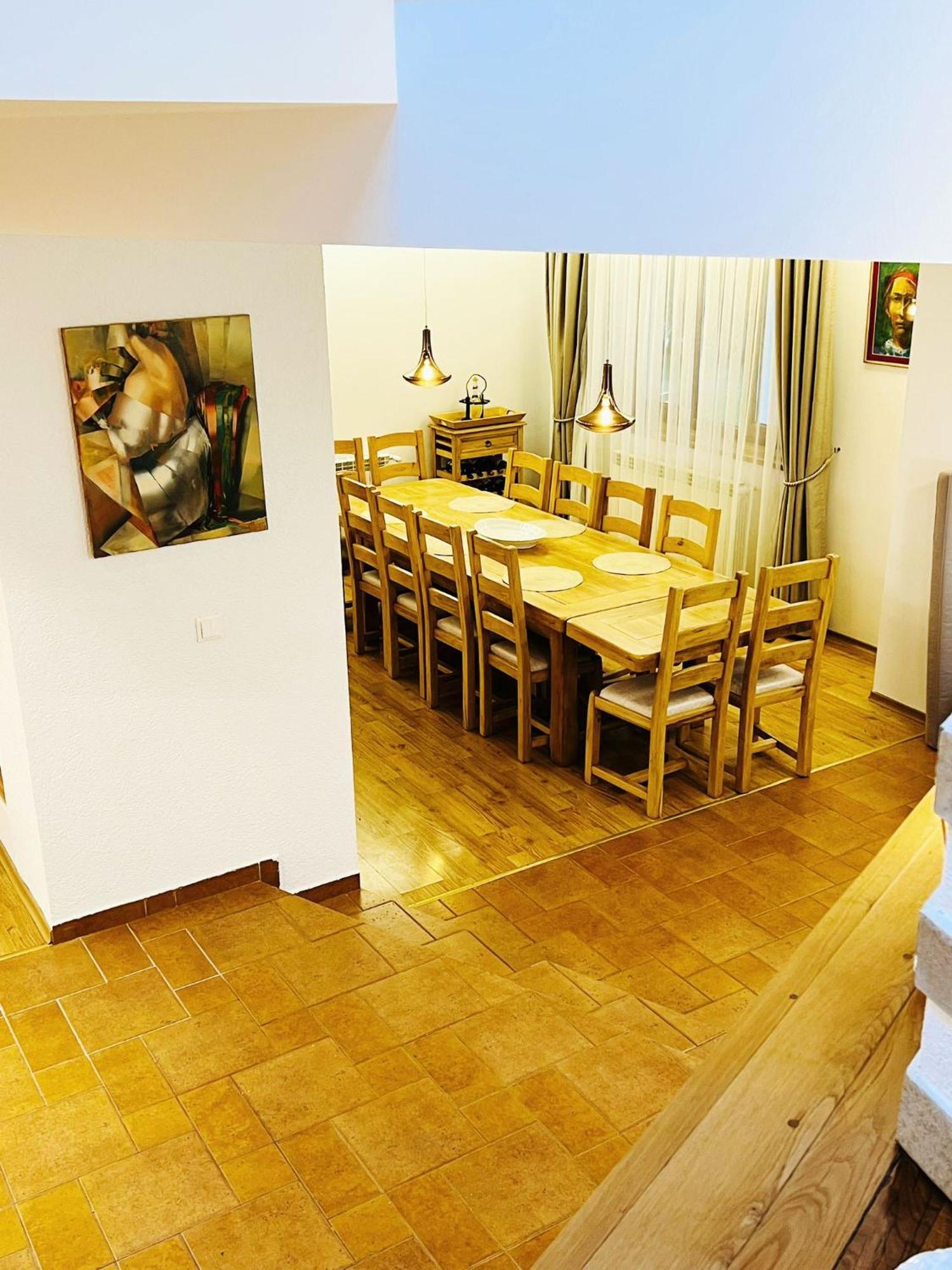 Вилла Evie'S Tree House Dragomirna Экстерьер фото