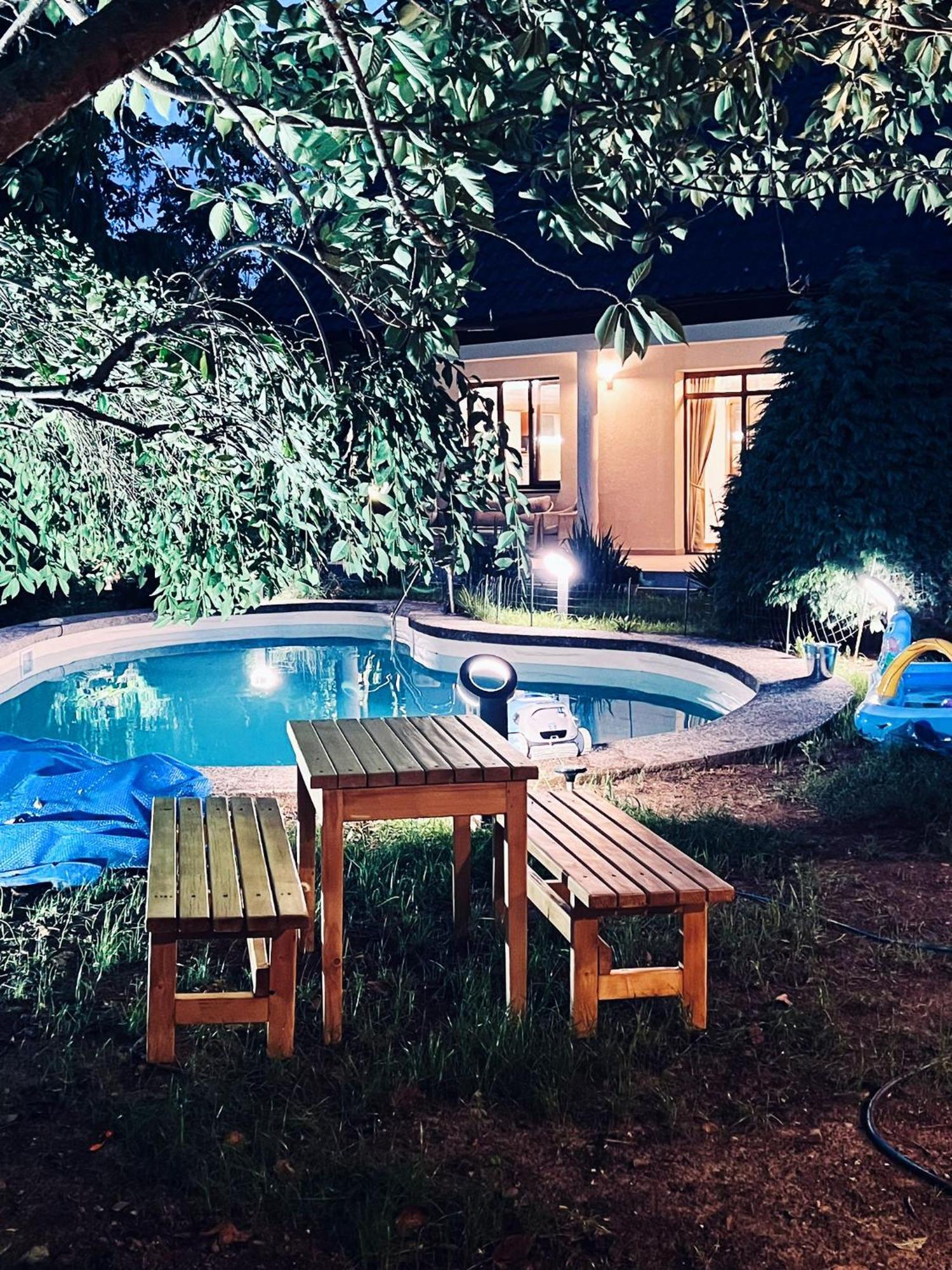 Вилла Evie'S Tree House Dragomirna Экстерьер фото
